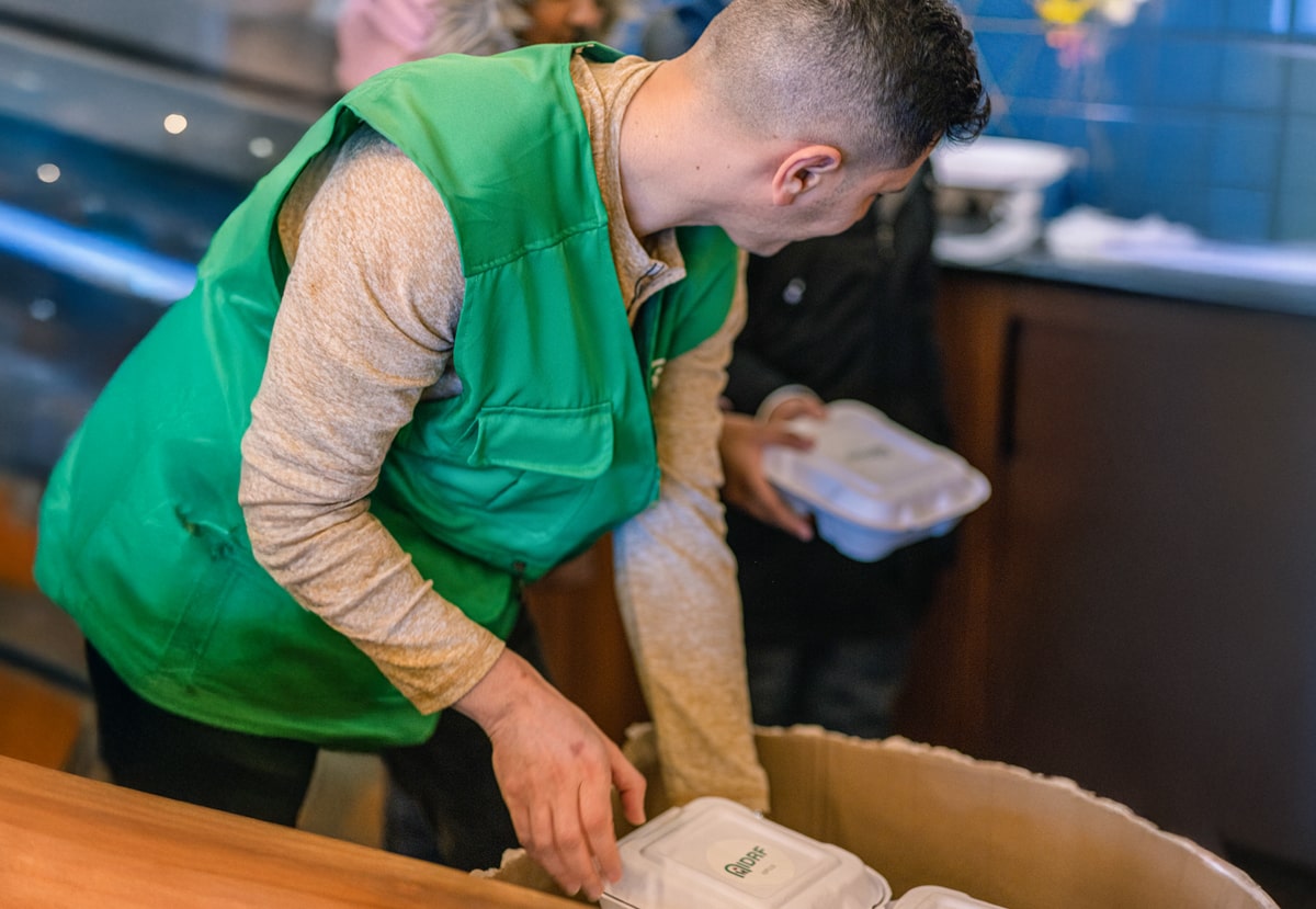 img_CA_Food_Distribution03-min